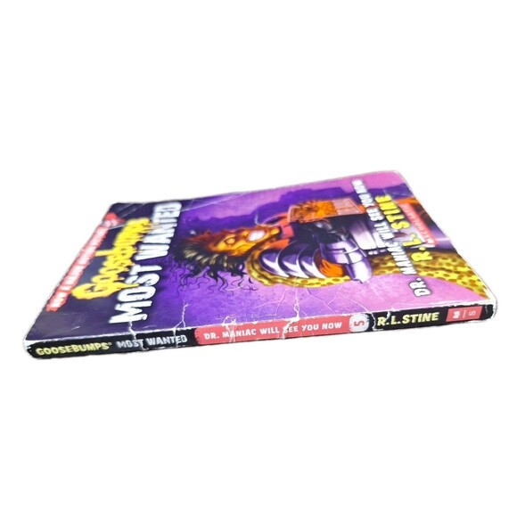 Goosebumps Most Wanted: Dr. Maniac Will See You Now by R.L. Stine (Scholastic) - Picture 3 of 5